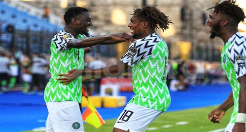 رور يتحدث عن.. منتخب الجزائر "المتوازن" ودعم الجماهير المصرية